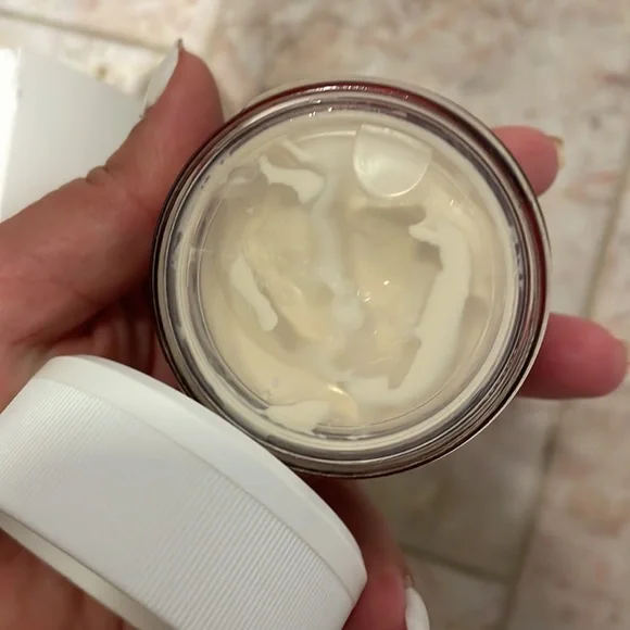 Brand New Korres Wild Rose vitamin C brightening sleeping Facial - Picture 3 of 3